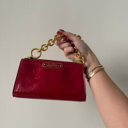 Louis Vuitton Red Vernis Gold Chain Pochette Shoulder Bag