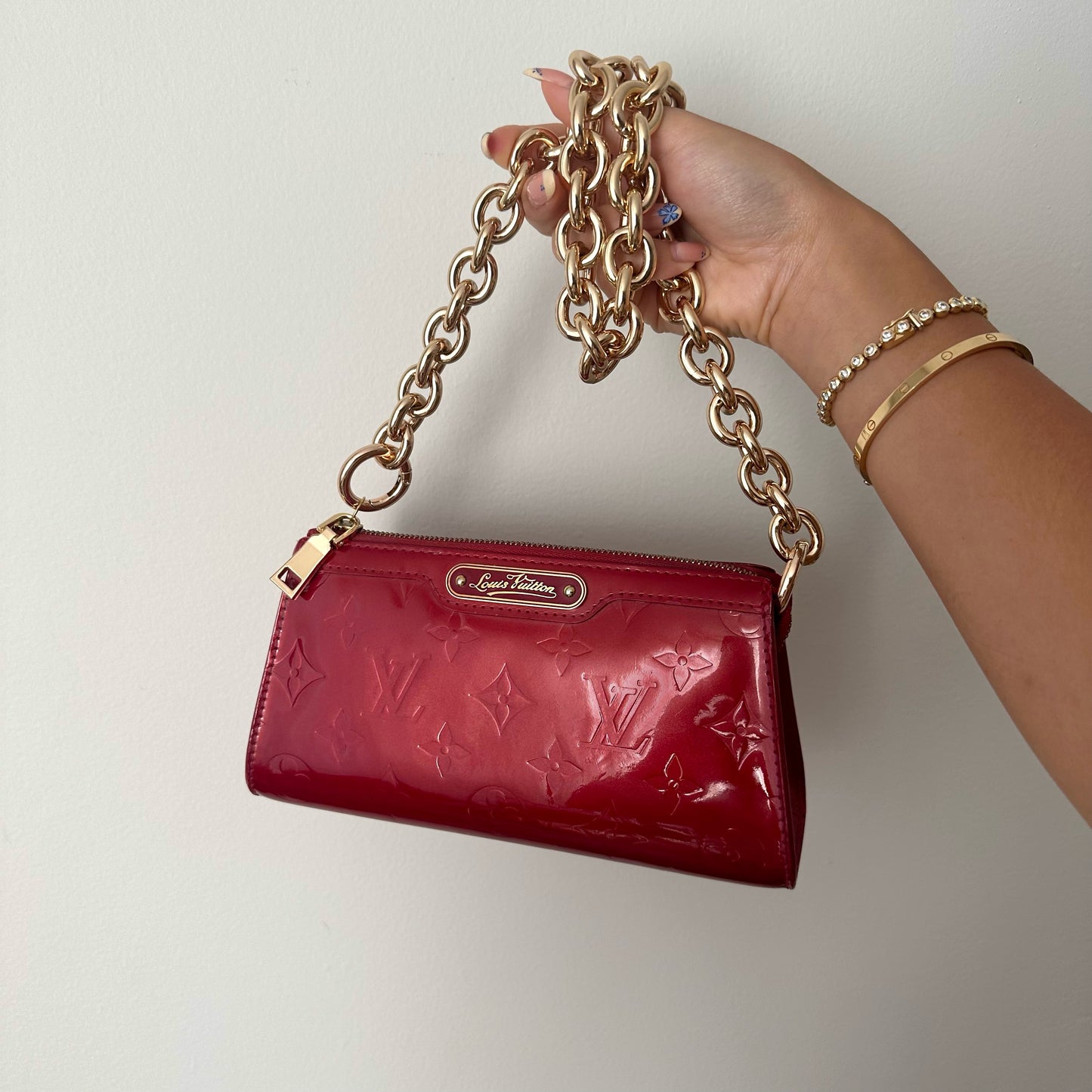 (Copy) Louis Vuitton Red Vernis Gold Chain Pochette Shoulder Bag