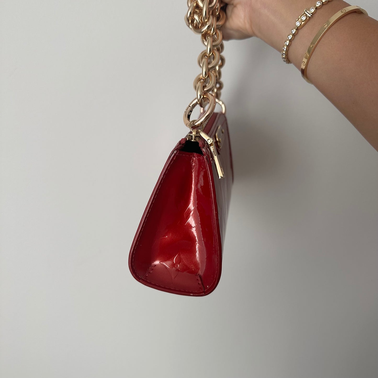 Louis Vuitton Red Vernis Gold Chain Pochette Shoulder Bag