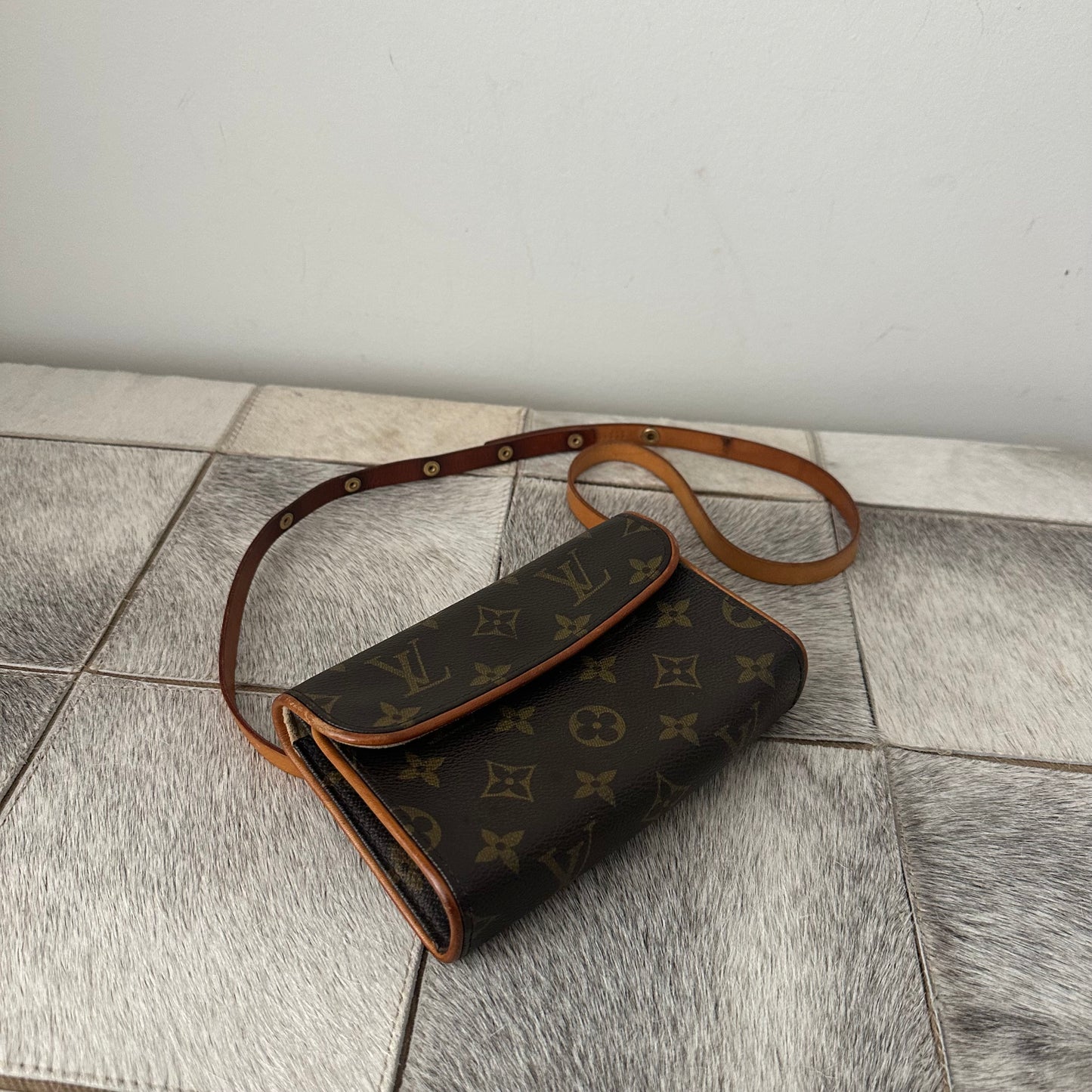 Louis Vuitton Monogram Florentine Belt Bag