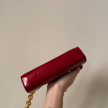 Louis Vuitton Red Vernis Gold Chain Pochette Shoulder Bag