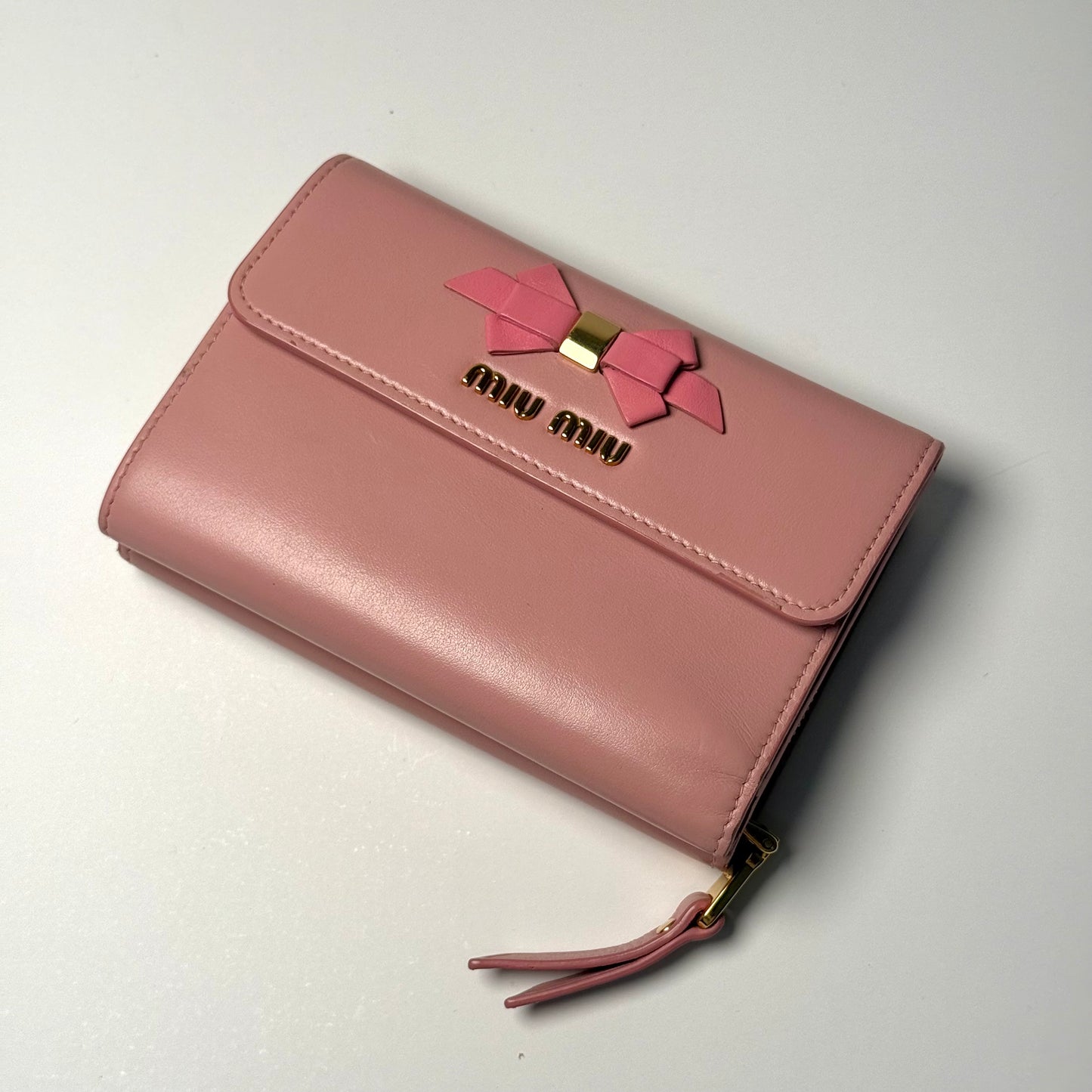 Miu Miu Pink Bow Calfskin Bi-Fold Leather Wallet