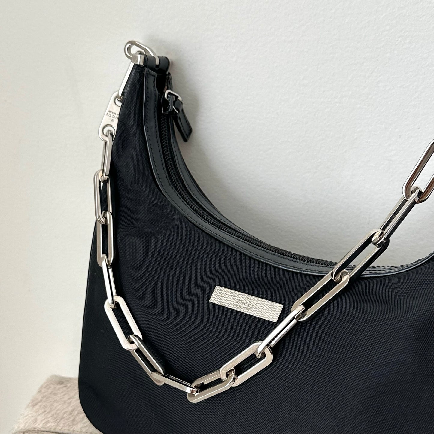 Gucci Black Silver Link Hardware Shoulder Bag