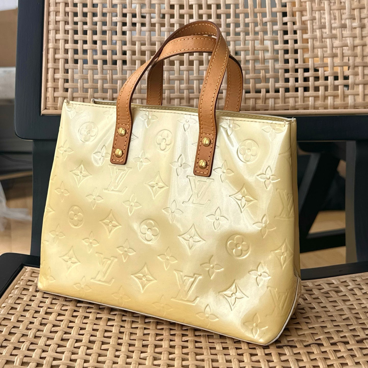 Louis Vuitton Vernis Baby Yellow Reade PM Bag