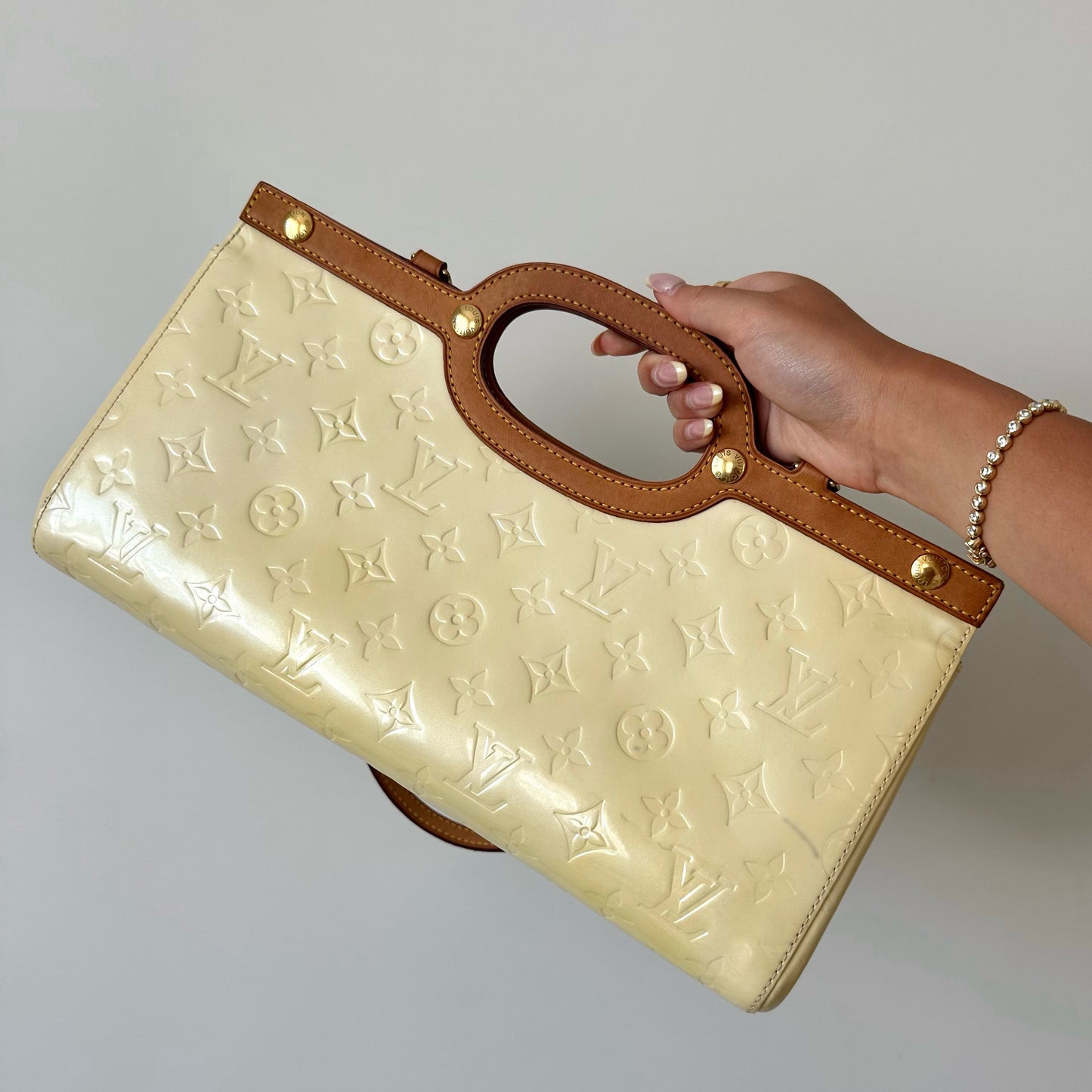 Louis Vuitton Vernis Yellow Roxbury Bag w/ Strap