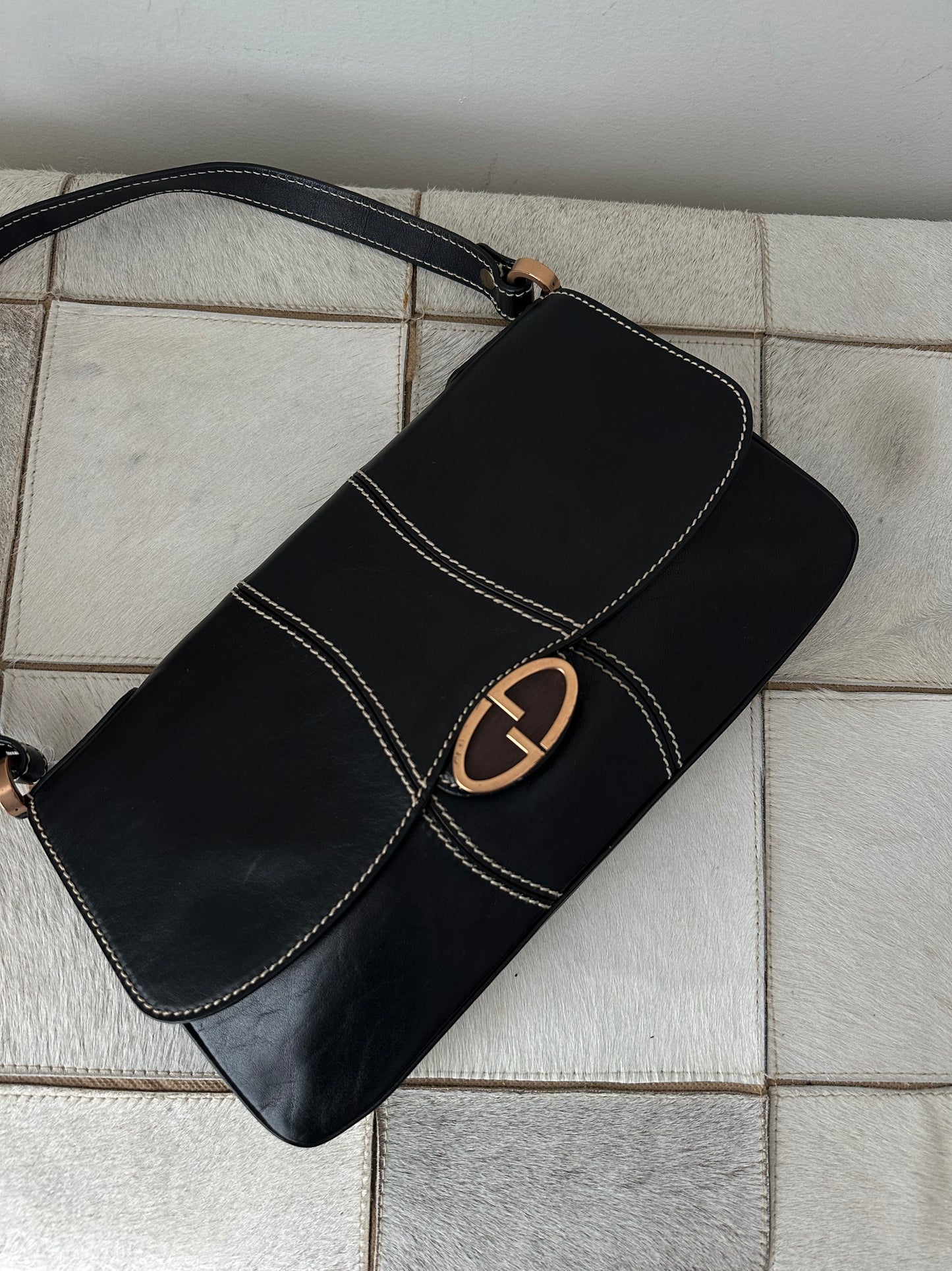 Gucci Black Leather Rose Gold Tonal Stitching Shoulder Bag