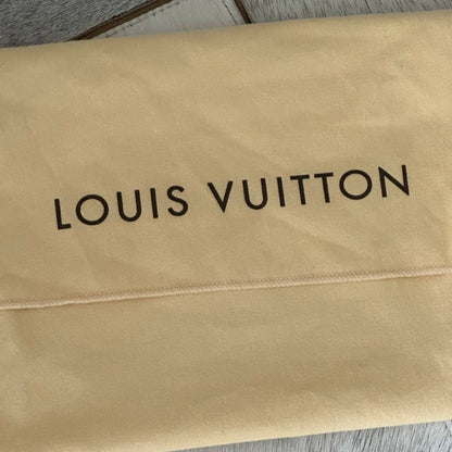 Louis Vuitton Red Vernis Gold Chain Pochette Shoulder Bag w/ Dustbag