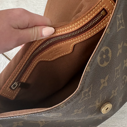 Louis Vuitton Mini Looping Shoulder Bag